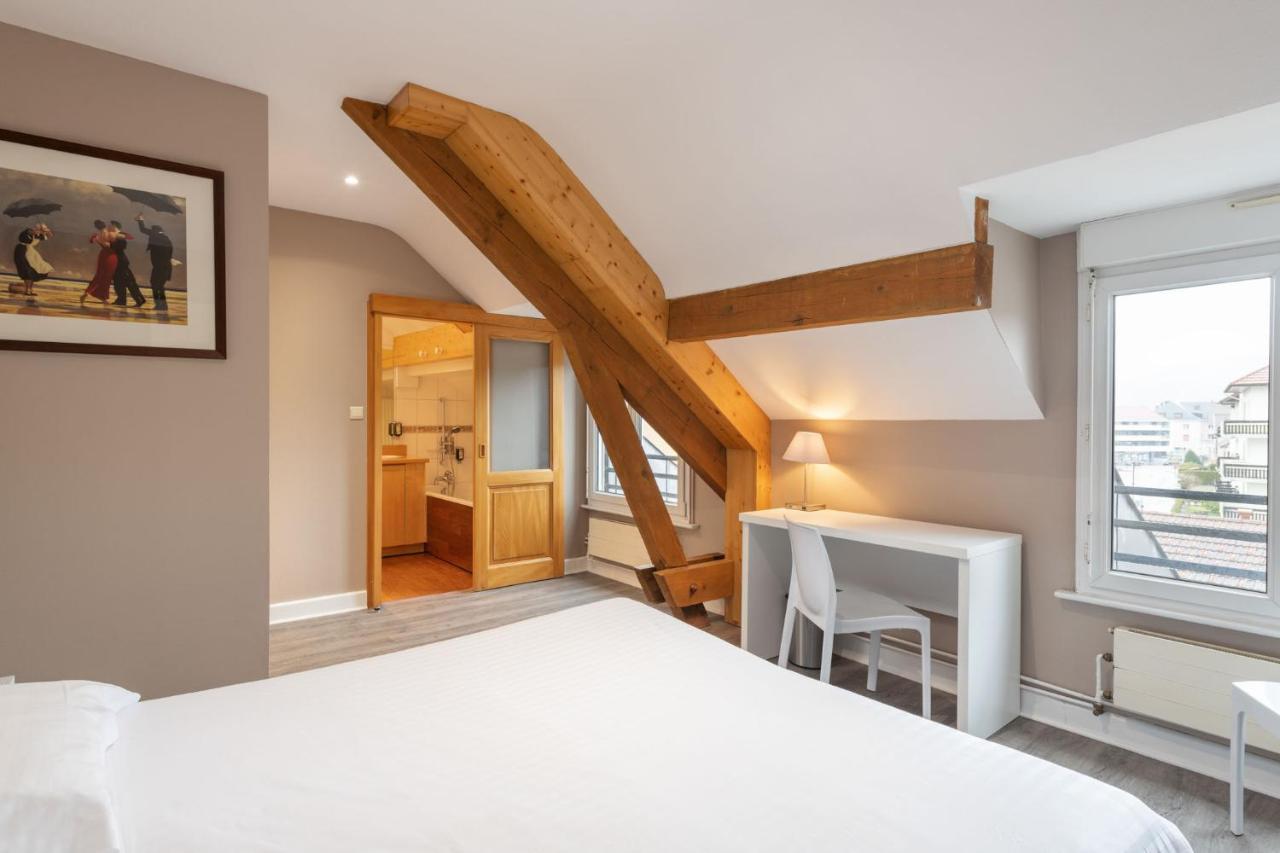 Hotel De La Paix 热拉梅 外观 照片