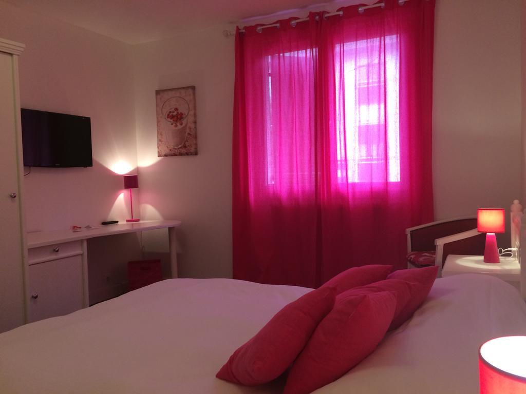Hotel De La Paix 热拉梅 客房 照片