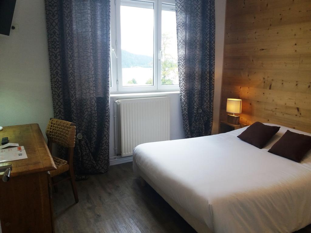 Hotel De La Paix 热拉梅 外观 照片