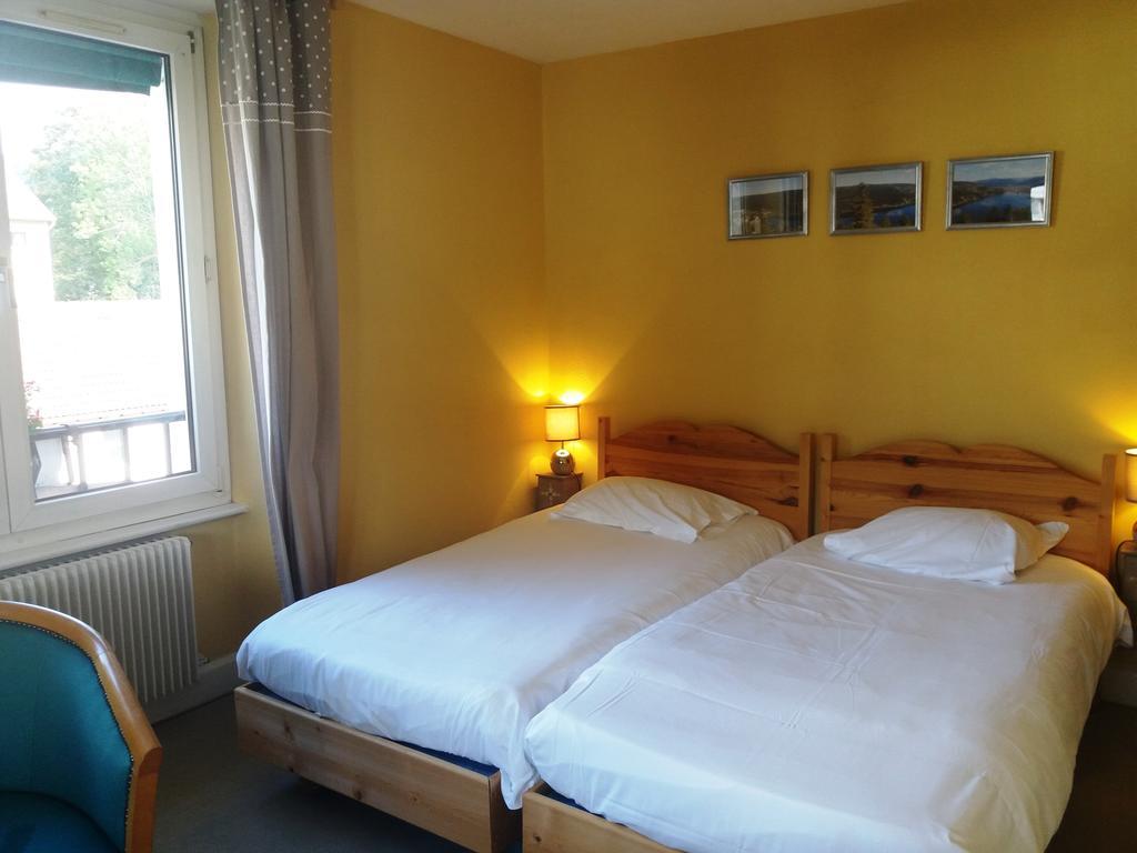 Hotel De La Paix 热拉梅 外观 照片