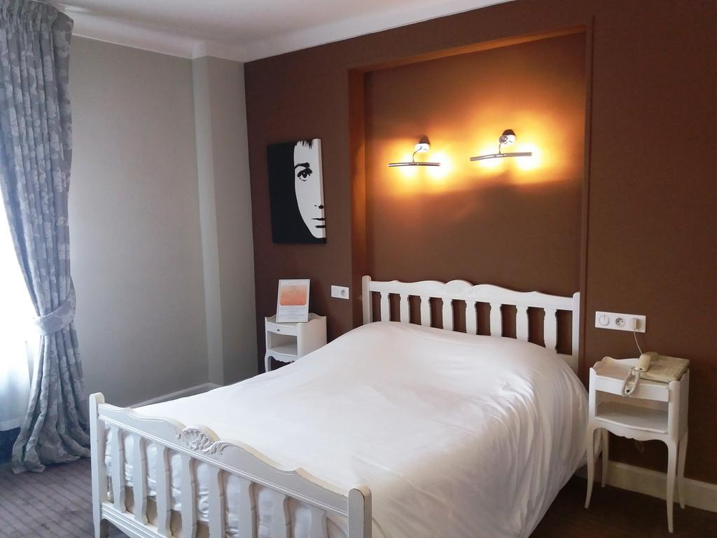 Hotel De La Paix 热拉梅 外观 照片